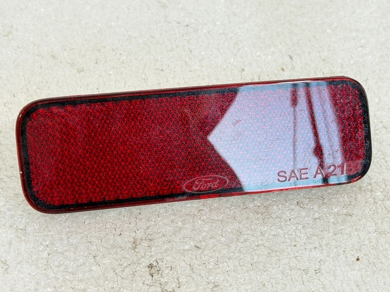 2021 - 2026 FORD BRONCO SPORT REAR BUMPER RIGHT SIDE REFLECTOR OEM BK21515B0AA