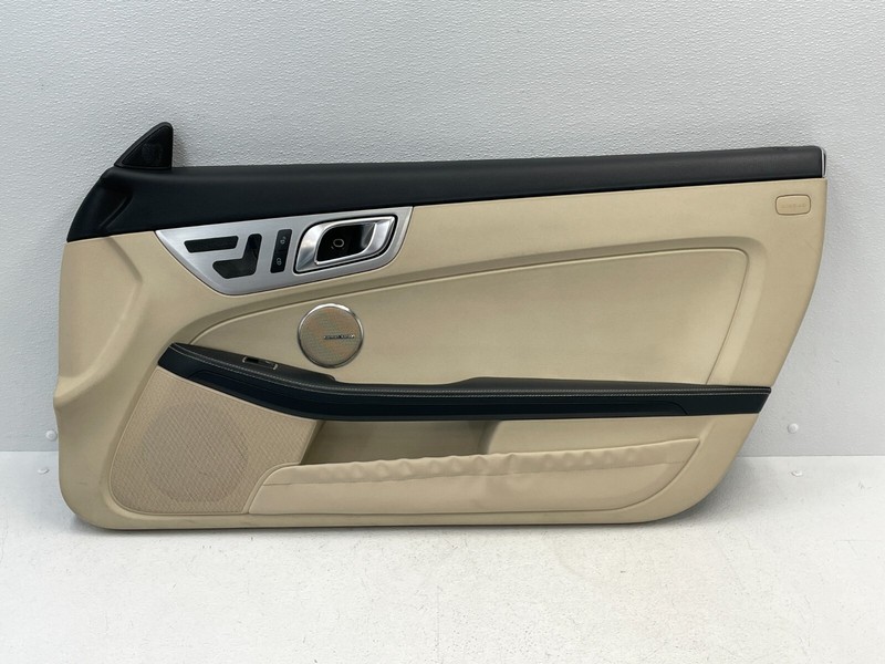 2012-2016 Mercedes SLK250 Front Right Pass Interior Door Cover Panel 1495 OEM