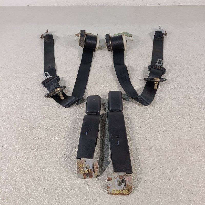 1998 Mustang Gt Coupe Rear Seat Belt Retractors & Latches Lh Rh Set Aa7443