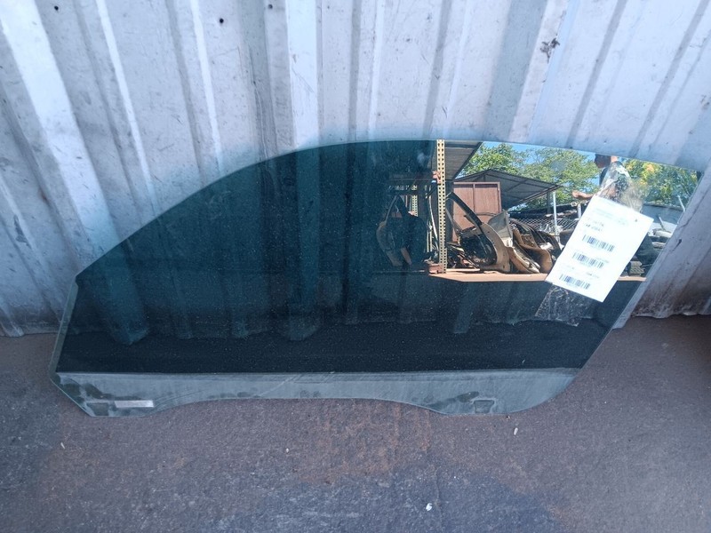 05-12 Porsche 911 997 Coupe Left Front Door Glass Window Driver Side OEM