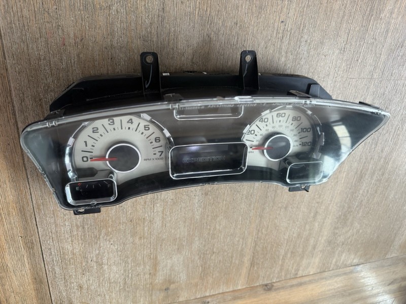 2007 2008 FordExpedition Speedometer Cluster Gauge O3406 DG Oem MILES 159,500