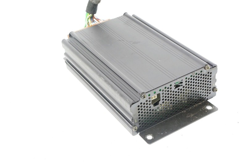 2000 2001 AUDI A6 C5 AUDIO AMP AMPLIFIER BOSE OEM