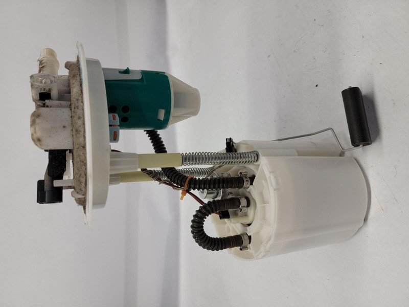 09 CHEVROLET IMPALA Fuel Pump Assembly 3.5L OEM 6 Month Warranty!