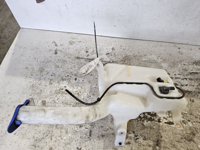 Wash Reservoir Fits 13-16 MKZ 3374279
