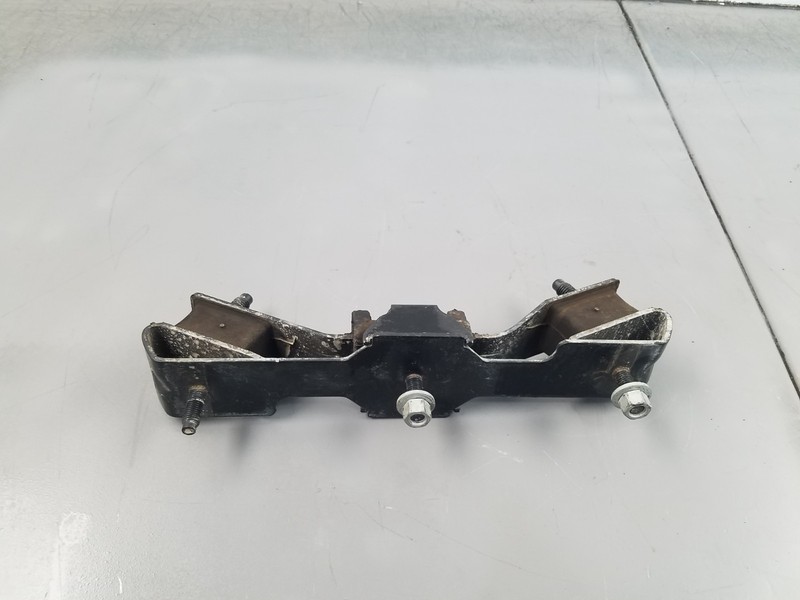 2018 Ram 3500 Laramie DRW Diesel 4x4 Transmission Mount #5222 V10