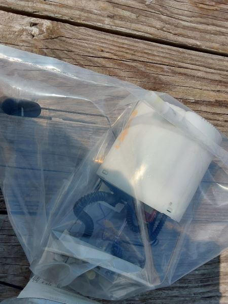 Driver Fuel Pump Tank Mounted Pump Assembly 2.3L Fits 15-22 MUSTANG 3296791