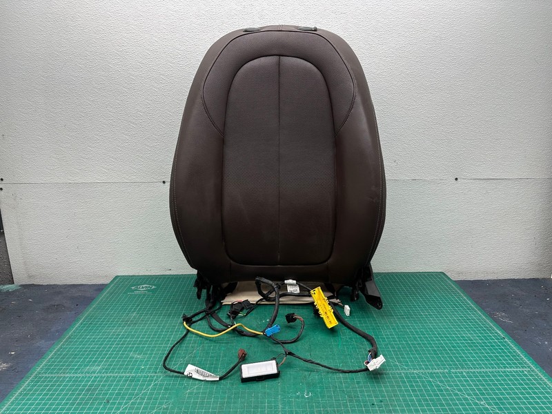 16-19 BMW X1 F48 FRONT RIGHT PASSENGER SIDE TOP UPPER SEAT CUSHION OEM