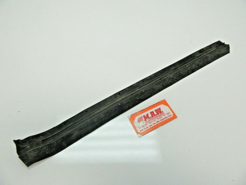 for REAR DOOR PANEL RUBBER SEAL OFF BOTTOM LOWER EDGE RIGHT PASSENGER BACK STRIP