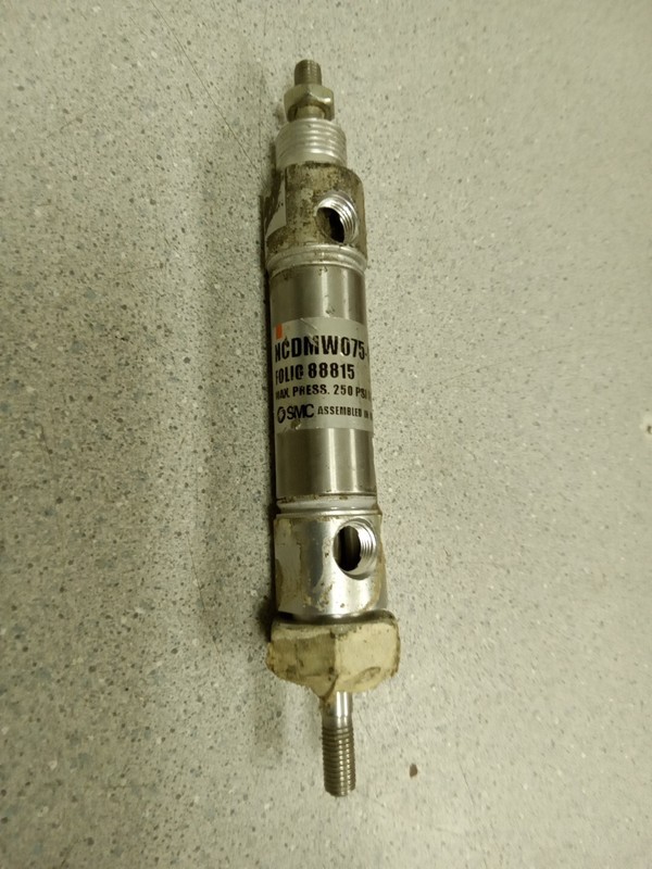 SMC NCDMW075-0050 DOUBLE ACTING AIR CYLINDER