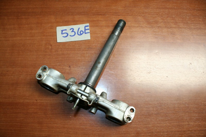 1982 Honda XR200 Triple Tree Steering Stem Lower ClampOEM 82 E