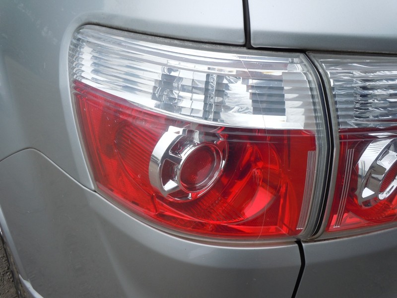 2007-2012 GMC Acadia Quarter Panel Mounted Tail Light Driver Left