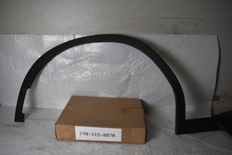 BMW X3 M40I FRONT LEFT FENDER FLARE 2018-2024 OEM 51-77-7-400-671