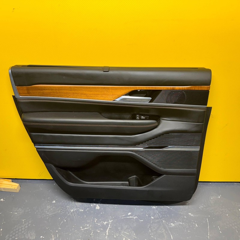2022-2025 JEEP GRAND WAGONEER LEFT DRIVER REAR DOOR TRIM PANEL W SUN SHADE OEM