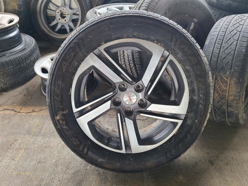 Wheel 18x7 Opt RV6 Silver With Black Inlay Fits 18-21 TERRAIN 562078