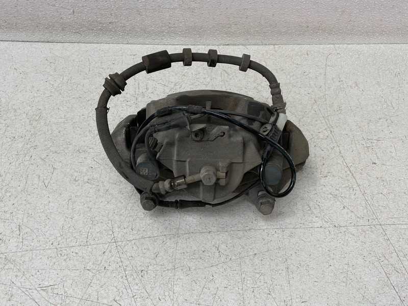 15-19 Land Rover Discovery Sport Front Left Driver Brake Caliper 1413 OEM