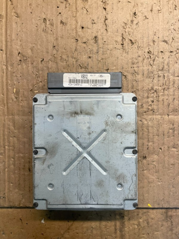 2004 Ford E-Series 4.6L Engine Control Module ComputerECU ECM s2439 DG