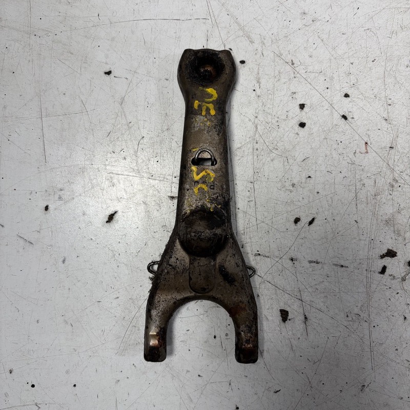 94-01 Acura Integra MT Clutch Release Fork 22821-P80-010 OEM