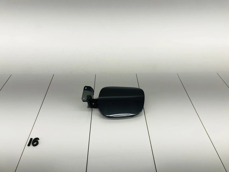 17-19 FIAT SPIDER REAR QUARTER PANEL FILLER NECK FUEL DOOR METEOR GRAY OEM