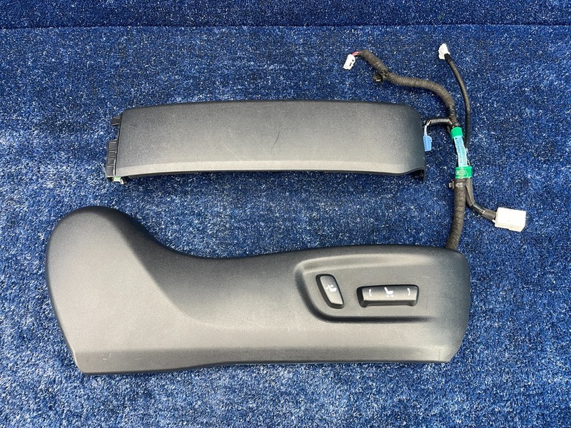 2018-2021 LEXUS NX300 Trim Pair Seat Track Cover Front right Black SET OEM