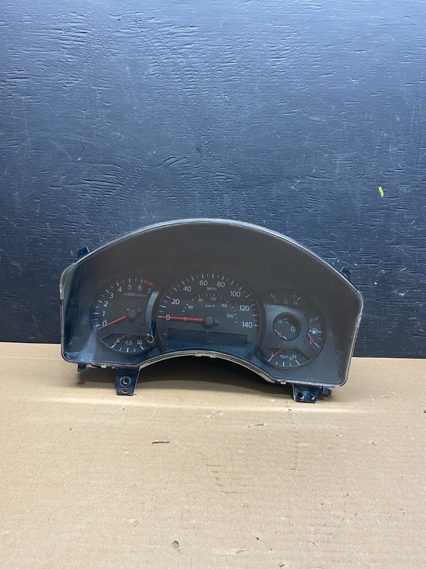 2007Nissan Armada Speedometer Cluster Gauge L1925 DG