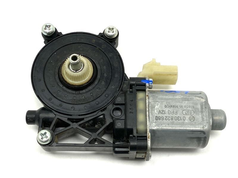 Right Passenger Front Door Window Motor Fits 2012-2017 Chevrolet Equinox 68045