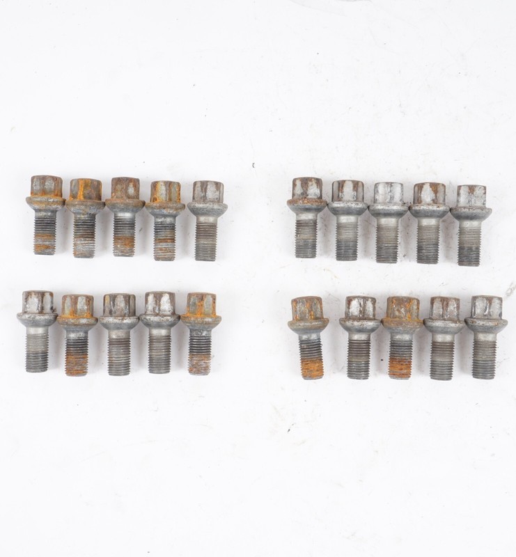 2008-2014 Mercedes-Benz W204 C300 C250 C350 WHEEL LUG NUT BOLTS SET OF 20 OEM