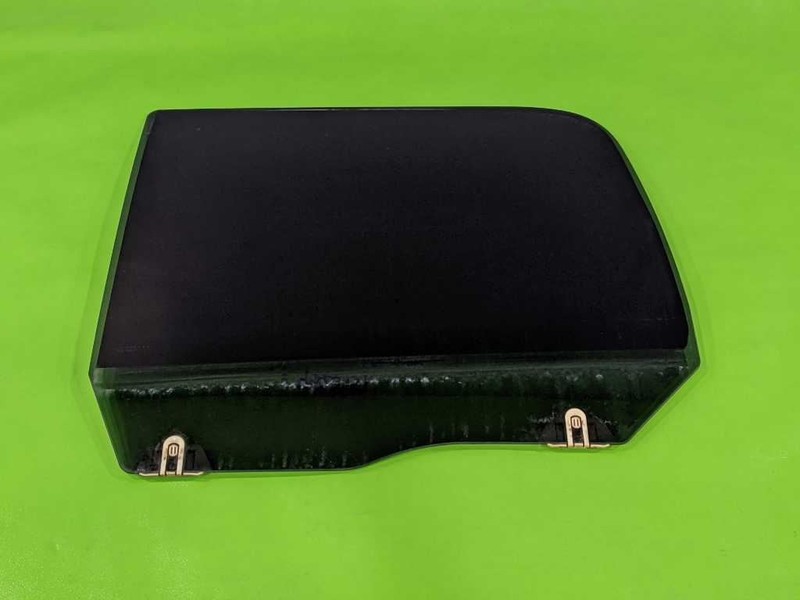 09-23 RAM CREW CAB DRIVER LEFT REAR WINDOW DOOR GLASS OEM 4520-37