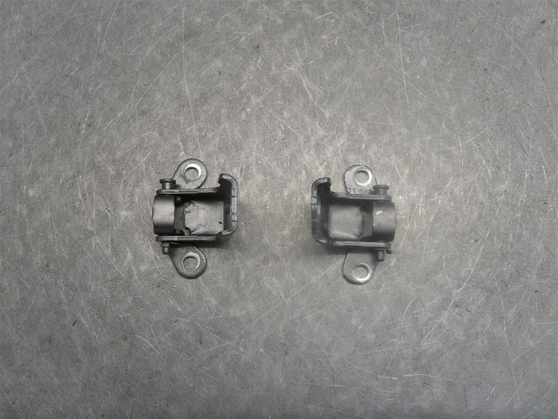 2006 FORD ESCAPE PASSENGER UPPER/LOWER DOOR HINGES OEM 133.FD8C06