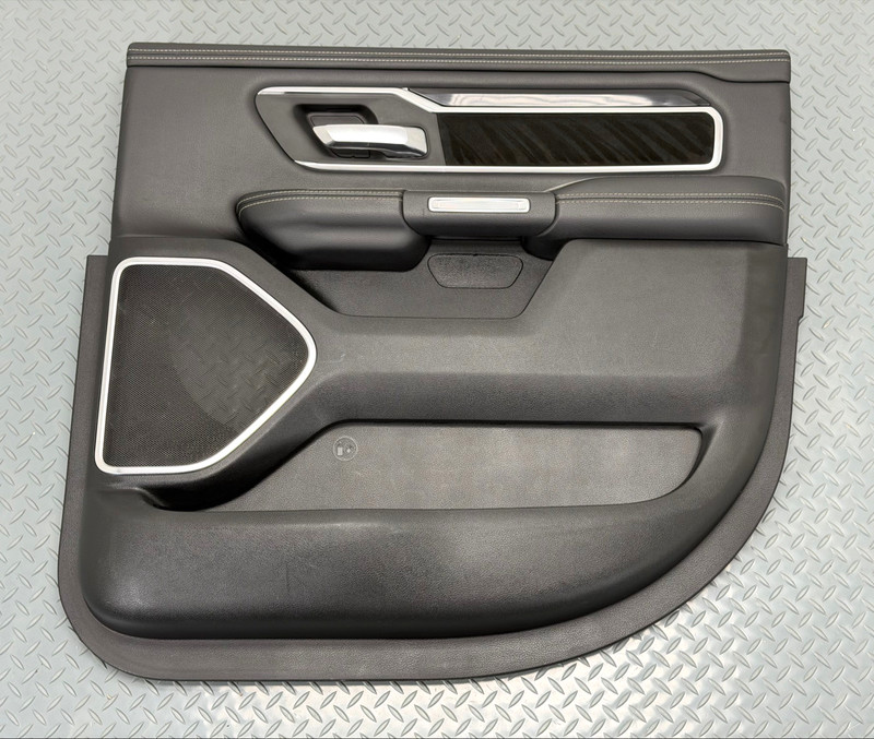 ✅ 2019-2026 RAM 1500 Crew Cab Laramie OEM REAR RIGHT DOOR TRIM PANEL Black PASS.