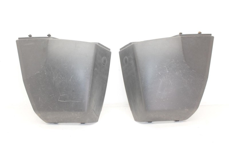 06-10 Hummer H3 3.7L Pair of Left and Right Rear Bumper End Caps 15299232