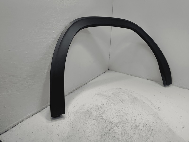 2021-2025 Volkswagen Atlas Rear Passenger Side Quarter Wheel Opening Molding OEM
