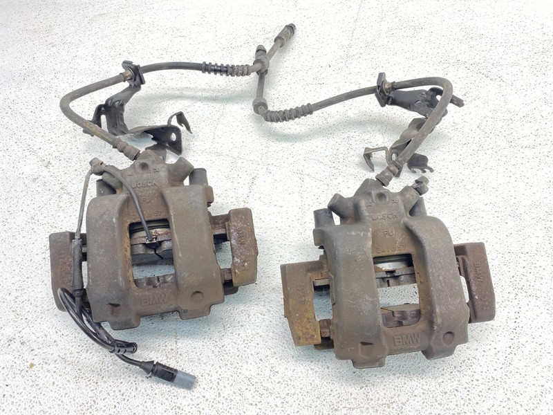12-21 BMW F30 F32 F36 328 330 428 430 Front Brake Caliper Housing Shoe Set! OEM✅