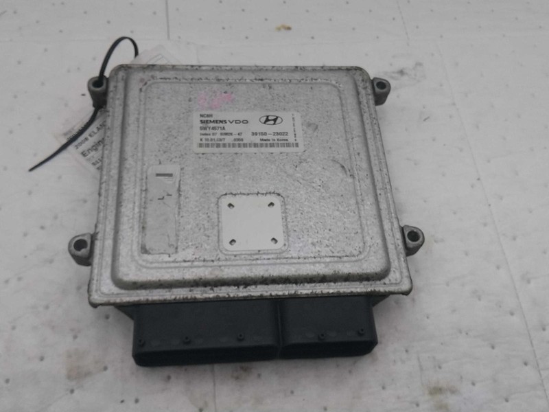 2008 Hyundai Elantra Engine Control Module ECM OEM 3915023030 195k Miles