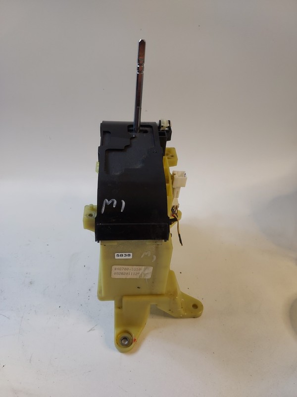 2011-2014 Hyundai Sonata FWD Automatic Gear Shifter Assembly 46700-1U100 OEM