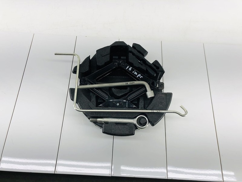 12-16 SUBARU IMPREZA EMERGENCY SPARE TIRE JACK & TOOL KIT W/ STORAGE BOX OEM