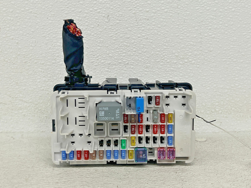 ⭐2020-2021 CADILLAC XT4 FUSE JUNCTION RELAY BOX BLOCK MODULE UNIT OEM LOT2679