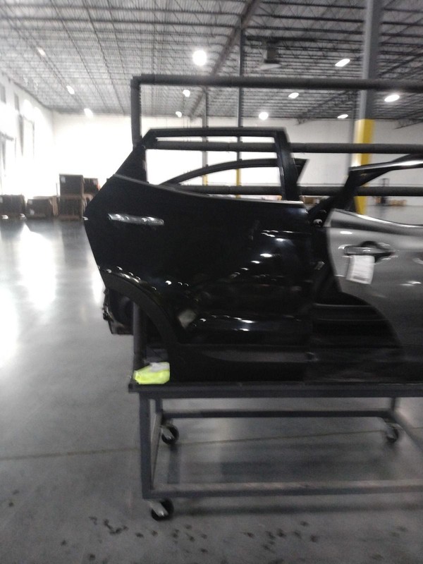 2018 Hyundai Santa Fe Rear Right Door 613174 Used 75K Miles
