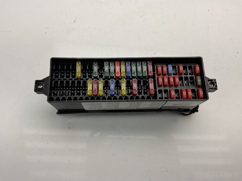 2016 VOLKSWAGEN PASSAT CABIN FUSE BOX OEM TAB-016-700-AB