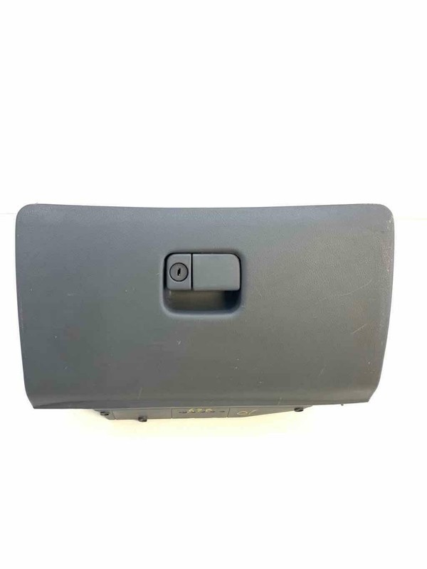 2001 mazda 626 4dr gray glove box with latch lite scratches
