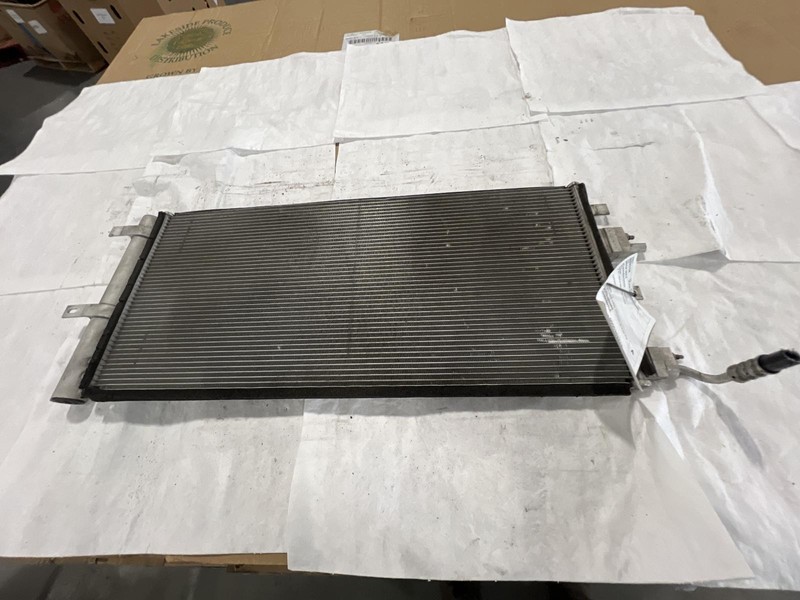 2016 Lincoln MKZ A/C Condenser OEM Black 370352 78K Miles Warranty