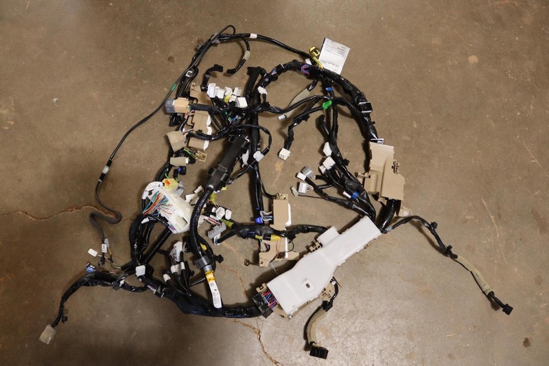 2018 SUBARU CROSSTREK DASH DASHBOARD INSTRUMENT PANEL WIRE WIRING HARNESS OEM