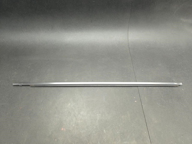Front Right Door Window Belt Molding 2020 Infiniti Q50 80820-4GA0B 2014 - 2024 X
