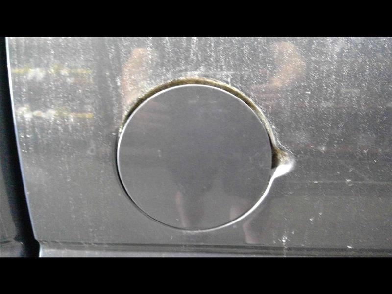 1999 2000 2001 2002 2003 2004 2005 2006 SILVERADO Fuel Filler Door 1397433