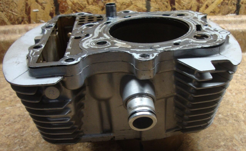 2007 Honda Shadow VT1100C VT1100 VT 1100 C Engine Rear Cylinder Jug Barrel 07