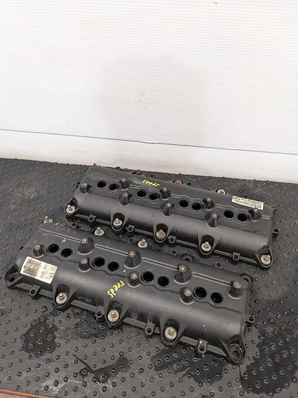 Set of (2) Genuine Mopar 5.7L 6.4L Hemi Valve Cover Dodge Chrysler 53022 1189890