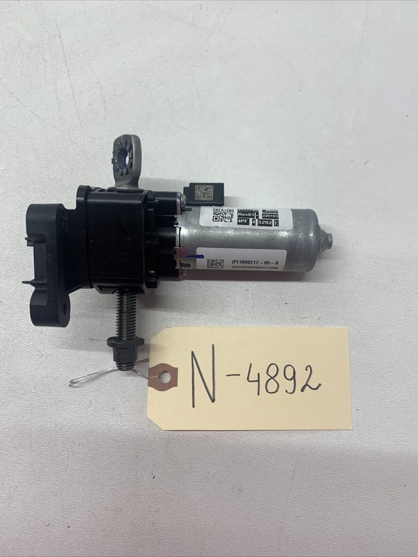 21-22 TESLA MODEL Y FRONT RIGHT PASSENGER SEAT ADJUSTER ADJUST MOTOR4904 B25
