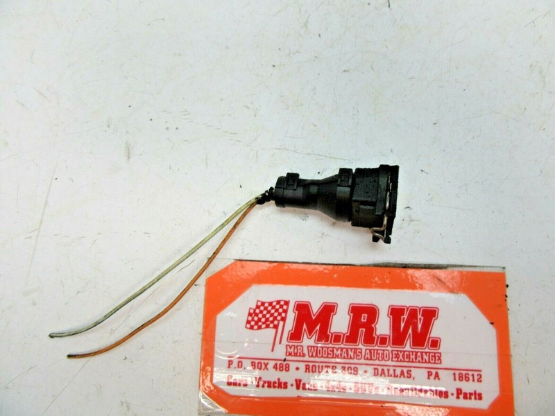 WIRE PLUG OFF CAMSHAFT SENSOR FRONT CYLINDER HEAD SOLENOID BMW 328i 3.0L ENGINE