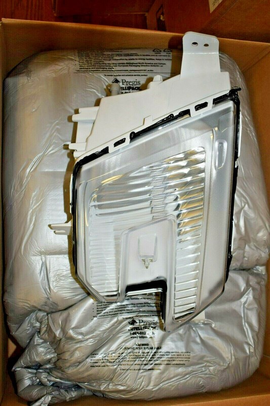 2016 2017 2018 2019 Ford Explorer Fog Light Lamp LED Right Side OEM FB53-15A254
