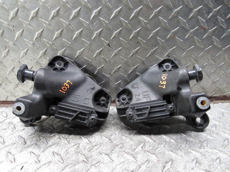 2015 CHRYSLER 200 RADIATOR BRACKET OF PAIR OEM 68175035AA 2.4L 4CYL