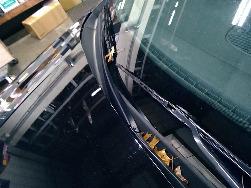 ELANTRA 2021-2024 Right Wiper Arm               1769477